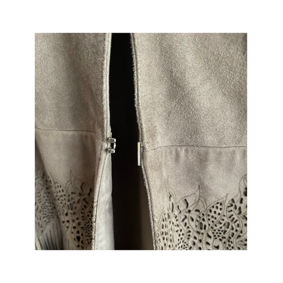 Vintage Genuine Suede Leather Women/Teen Jacket with Fringe Sz Small 40 Western - Picture 8 of 10